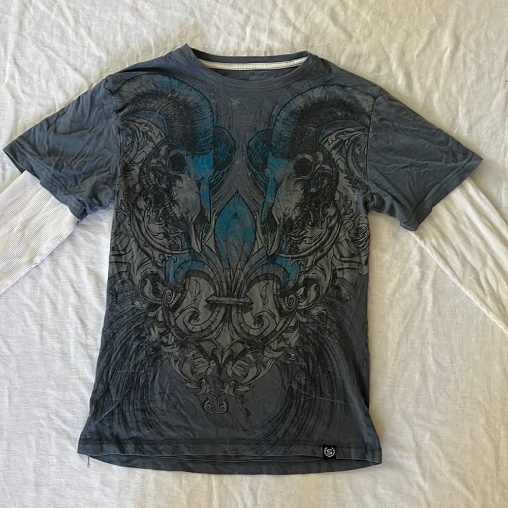 Men’s Small SINISTER BRAND Long-sleeve sweater shirt.